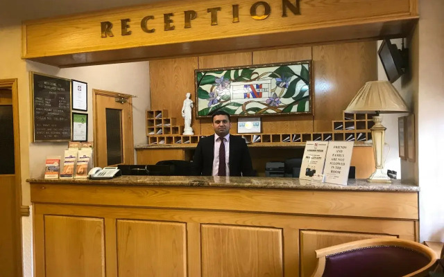 Nayland Hotel