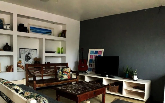 Casa Yellow Búzios Hostel