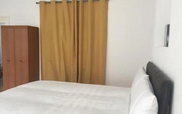 3 Luxury En-suite Bedrooms