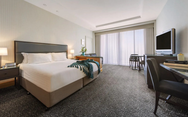 Oaks Gold Coast Hotel