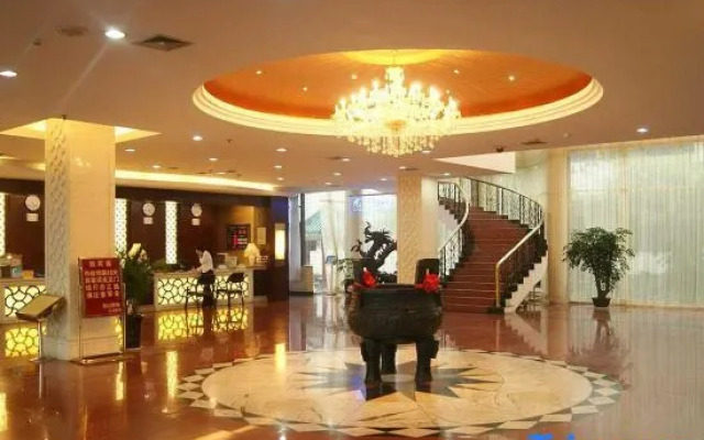Longshan Hotel