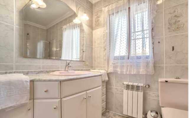 Villa in Calpe - 104270 by MO Rentals