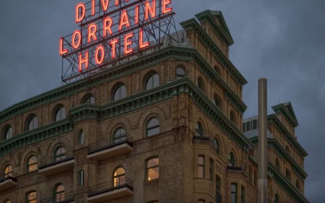 hotelImage