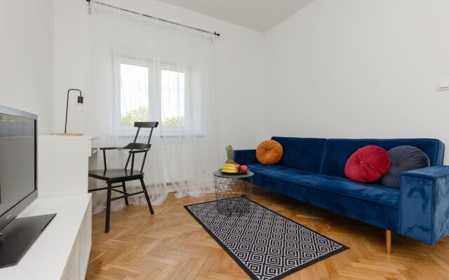 Modern Studio Abramowskiego by Renters