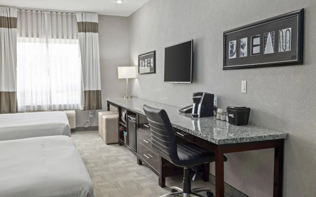 Home Inn and Suites Regina Airport