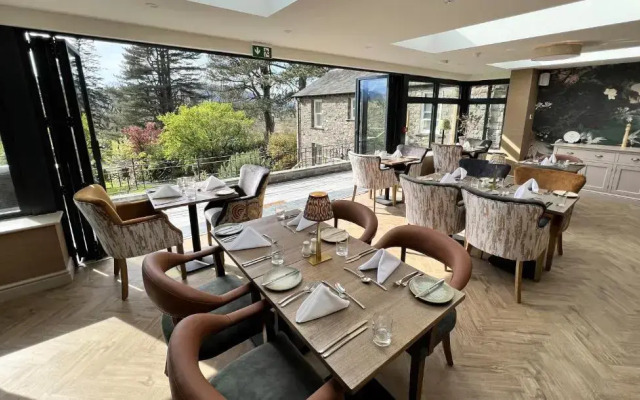 Ravenstone Lodge