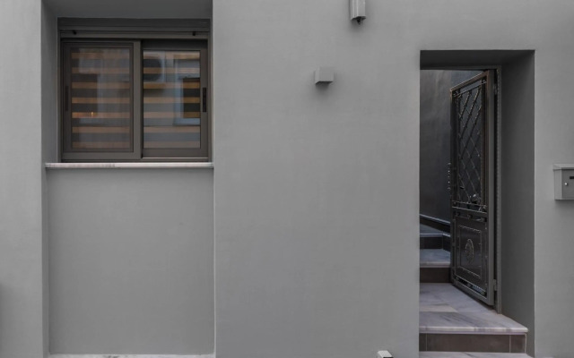 THESS OLD TOWN 1 free private parking