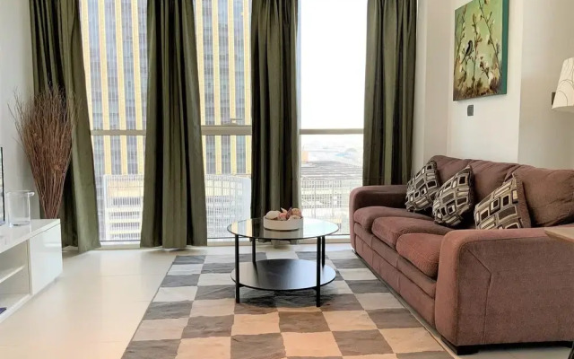 VST - Spacious Furnished 1BR in Marina