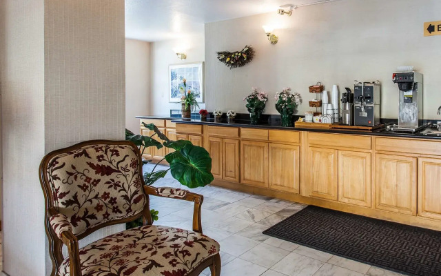 Bellis Inn