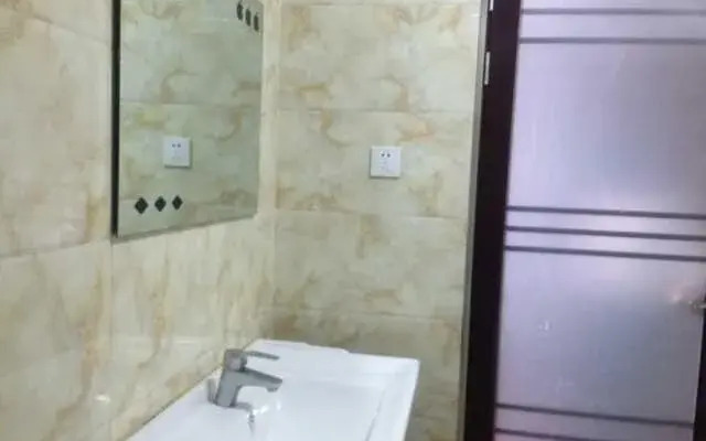 Chenyu Shangwu Hotel