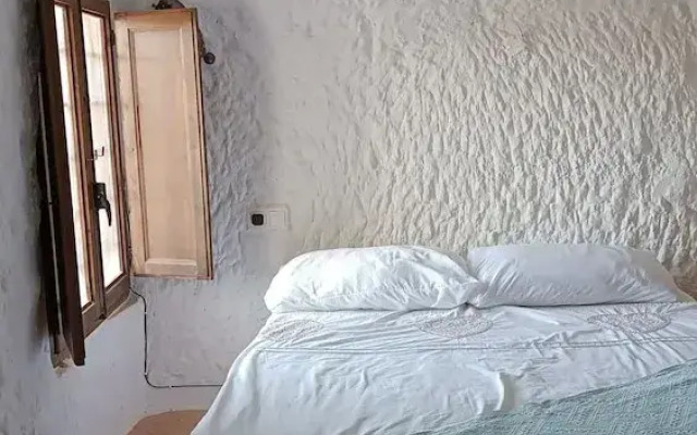 Serenity in Freila - Spacious 5 Bedroom House