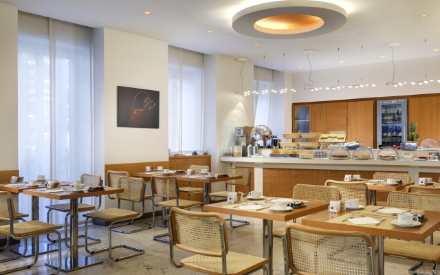 Unahotels Mediterraneo Milano Hotel