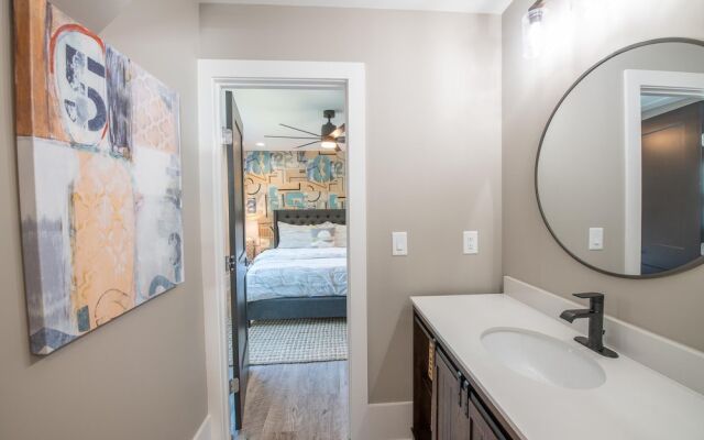 Sterling on Strawpocket