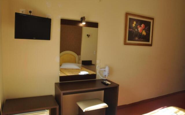 Hotel Drosia