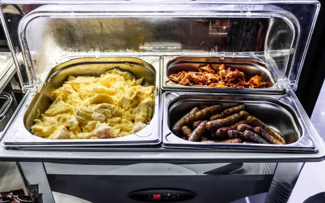 Hotel Belmont Classic