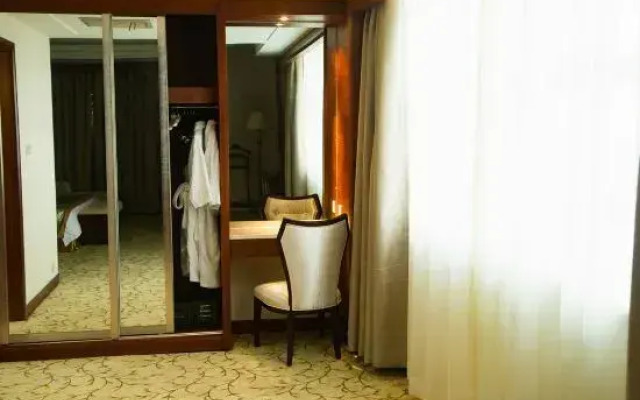 Henghe Huaxing Hotel