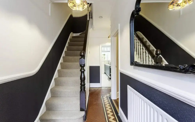 Terraced Edwardian House-poets' Corner