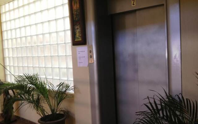 Aparta Hotel Roma II