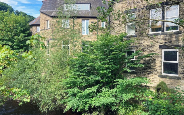The Old Riverside School House