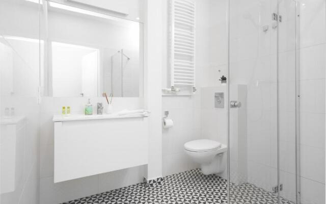 Family City Center Apartments by Renters