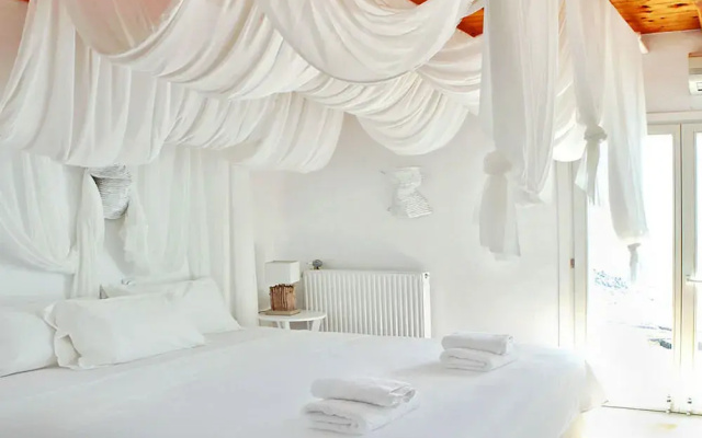 Zinas Villas