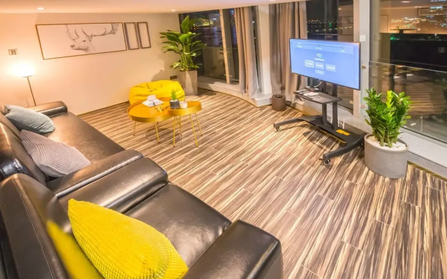 Zhigao Yun Xi Jia Riverside Apartment