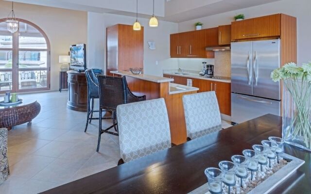 Condo Marina 360
