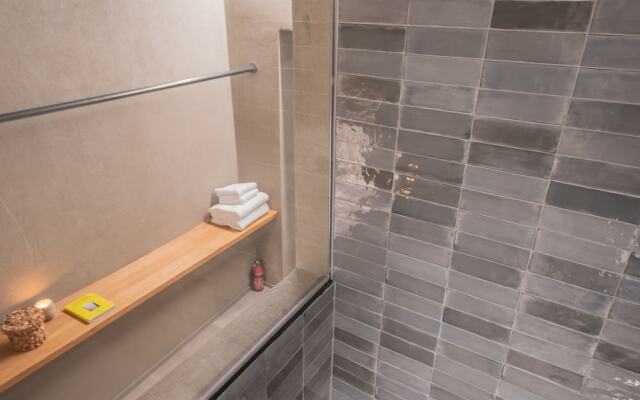 Gaia Suite Nearby Urio s Castle