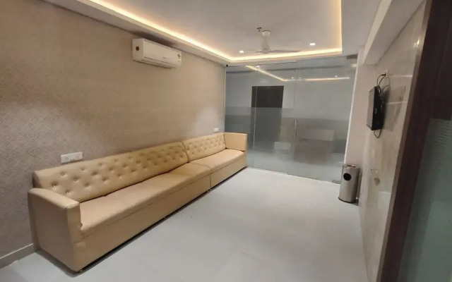 Hotel Morya Residency Parel