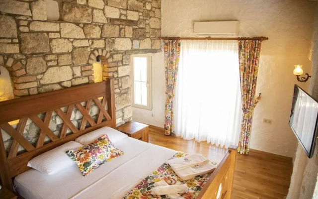 Aymesev Tas Otel