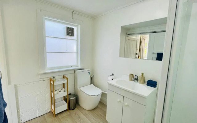 Little Home on Glanmire (Adults Only)