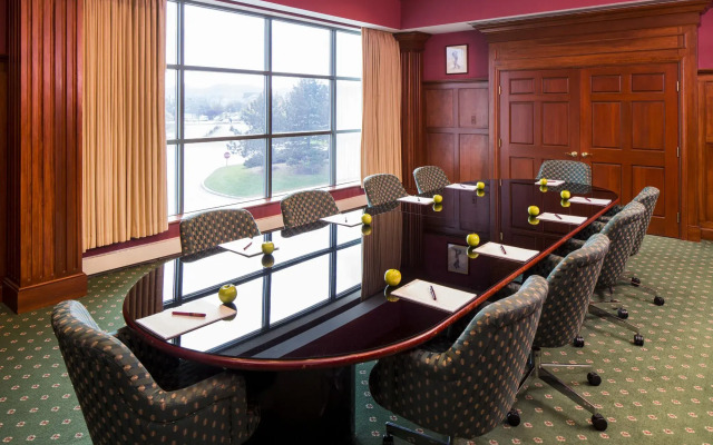 Desmond Hotel Malvern, a DoubleTree by Hilton