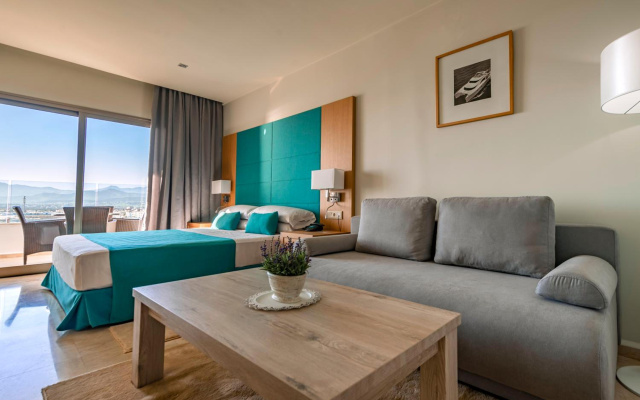 Suites Hotel Omeya