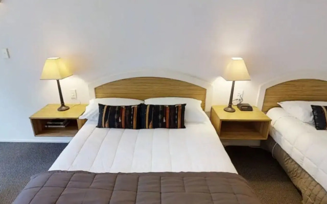 Wallaceville Motor Lodge
