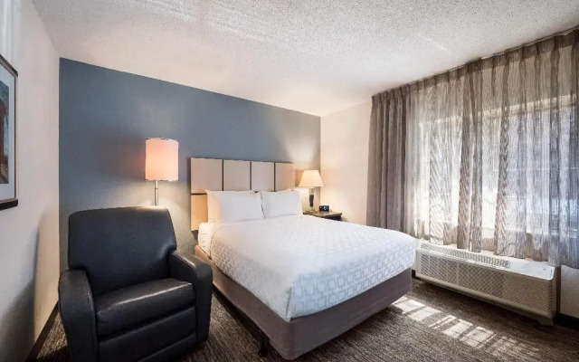 Sonesta Simply Suites Plano Frisco