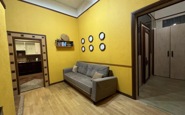 Апартаменты на 1-ой линии Васильевского острова