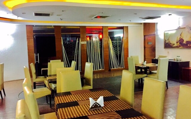 Centre Point Hotel Neemrana