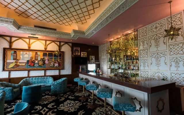 Hotel Clarks Shiraz