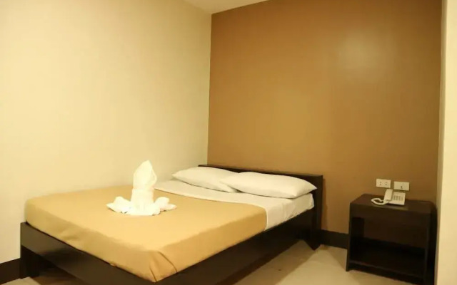 Gateway 21 Hotel and Dormitel