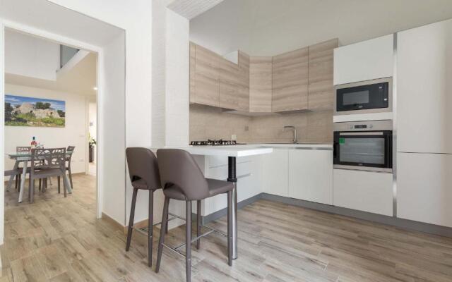 Suite 79 by BarbarHouse
