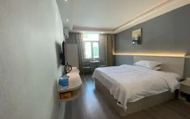 Changting Peace Hotel