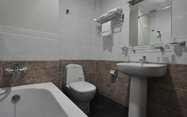 Thumbula Hotel