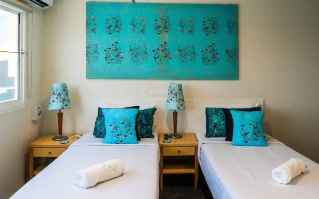 Zenhouse Retreat 5BR Homey Haven Pool Office