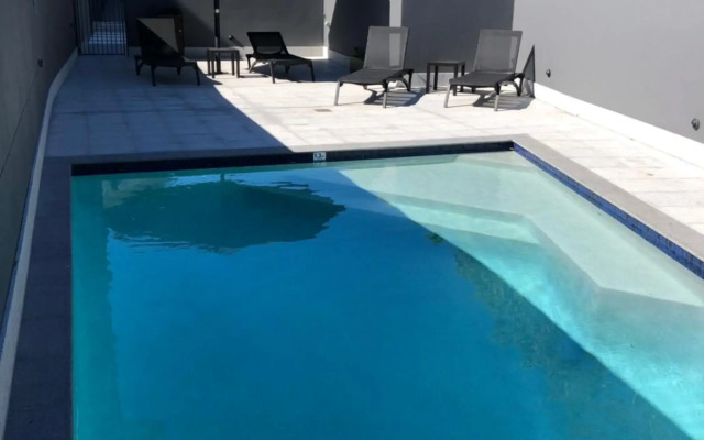 Best Western Plus North Lakes Hotel