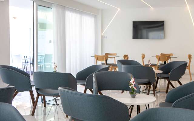 Best Western Plus Larco Hotel