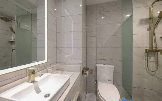 7 Days Premium Hotel (Wuhan Hankou Railway Station Changgang Road Subway Station) – Bathroom – Wuhan