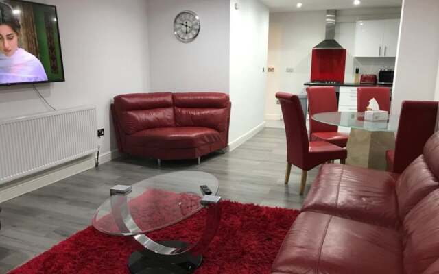 Nice 2 Bed Independent Annex in High Wycombe