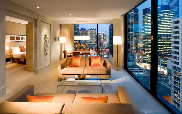 Crown Promenade Melbourne