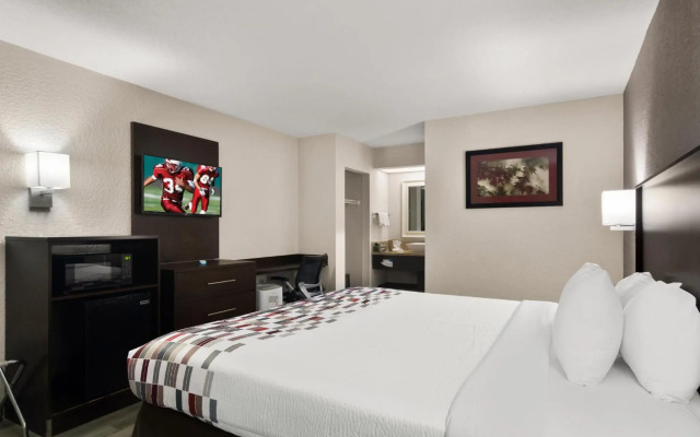 Red Roof Inn Kingsland