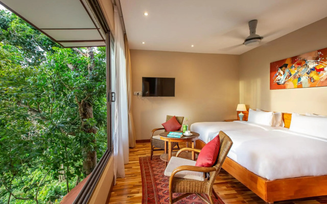 Ambong Pool Villas